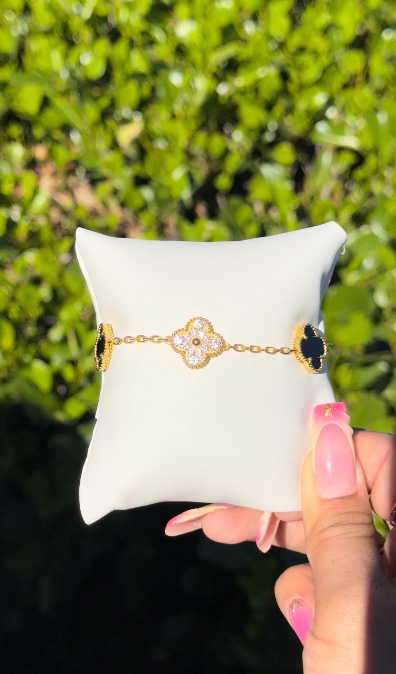 Clover Bling Gold Bracelet - Black