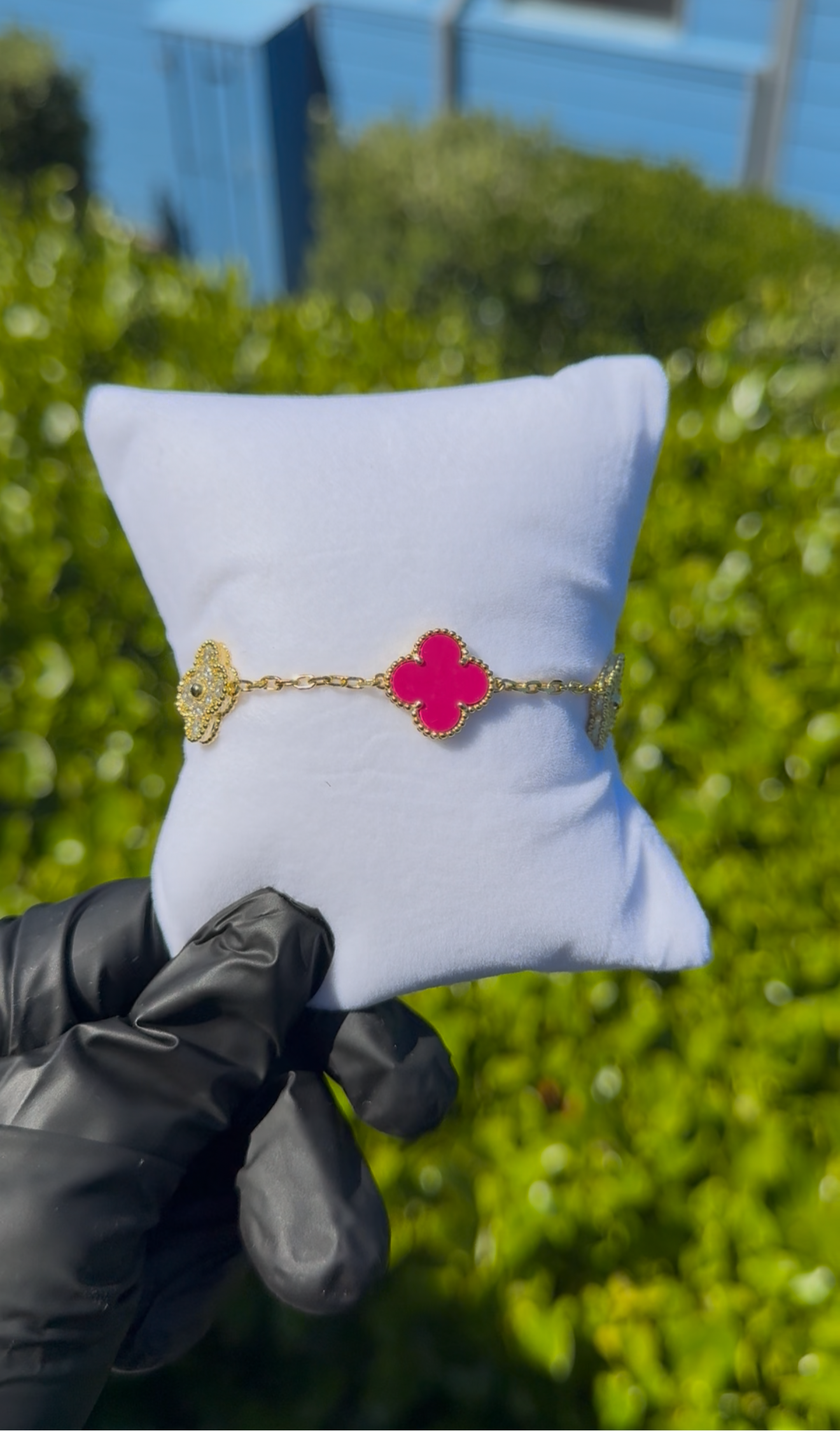 Clover Bling Bracelet - Fucsia