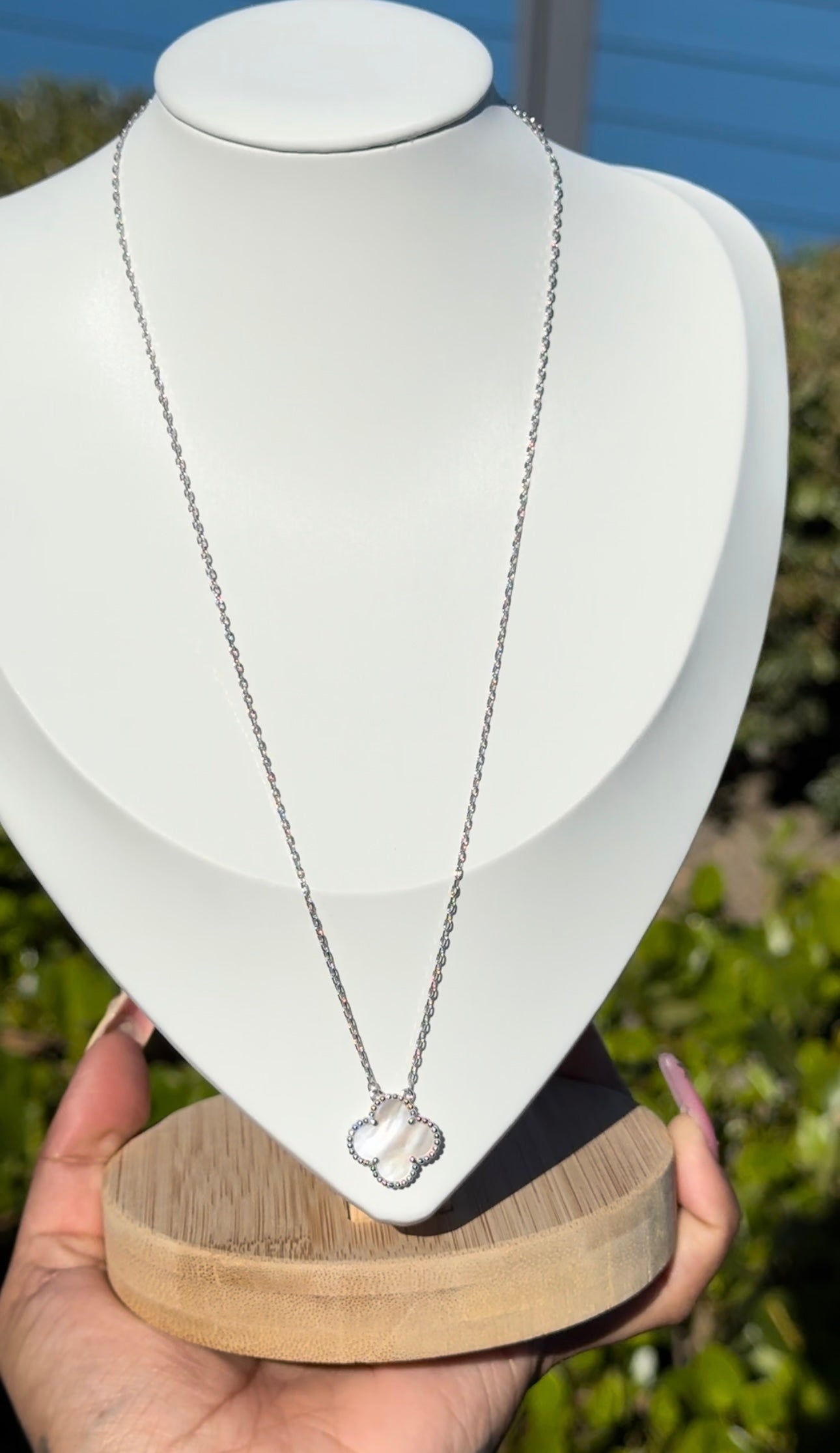 Clover Silver Necklace - White