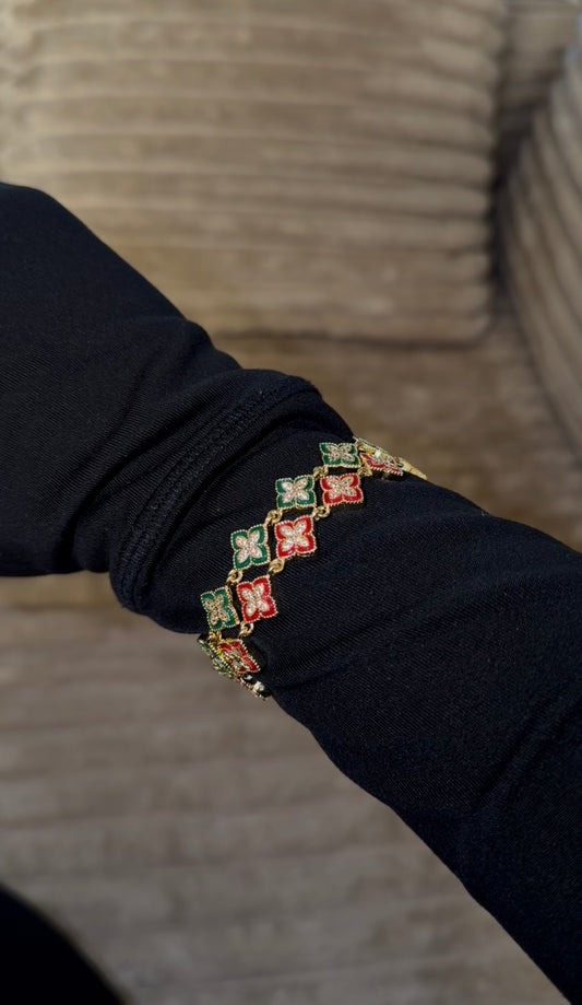 Fancy Clover Bracelet