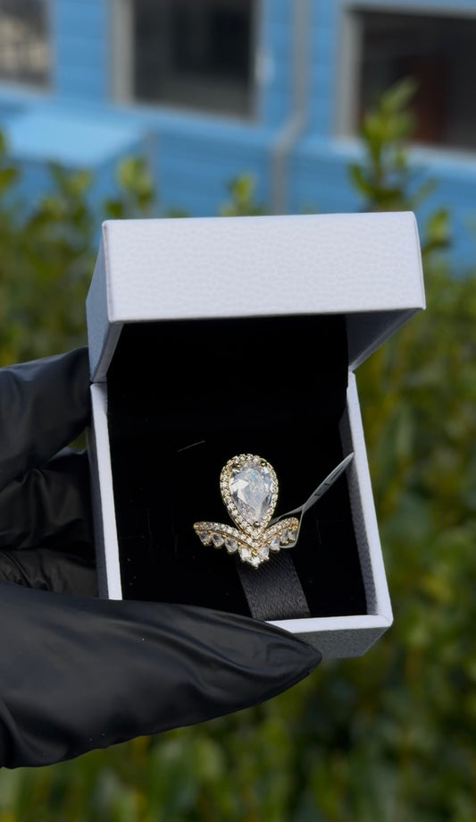 Gota De Cristal Ring