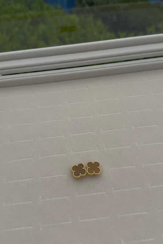 Clover Brown Earrings